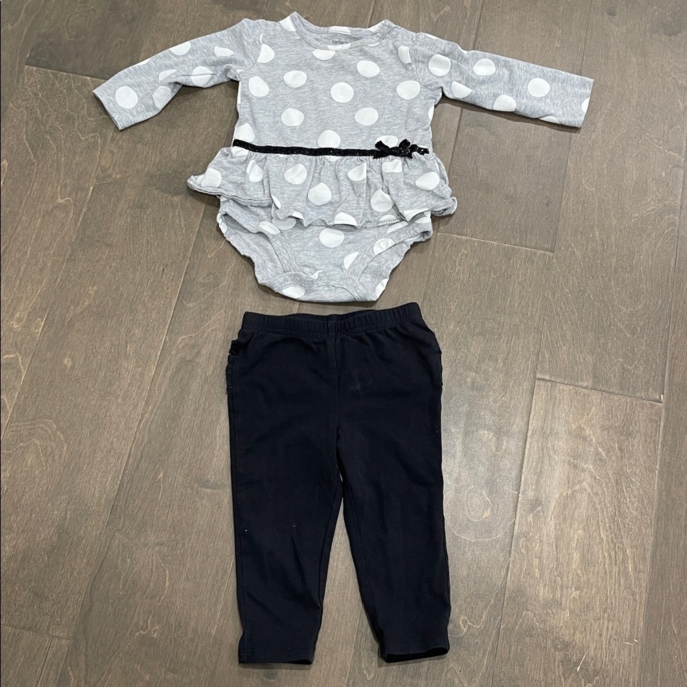 Carter's/Jumping beans 9M Matching set